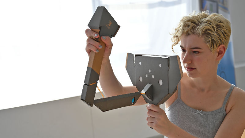 Lleva un poco de tiempo aprender a pintar y esculpir con soltura en el Toy-Con ElephantFoto: Sam Rutherford (Gizmodo)